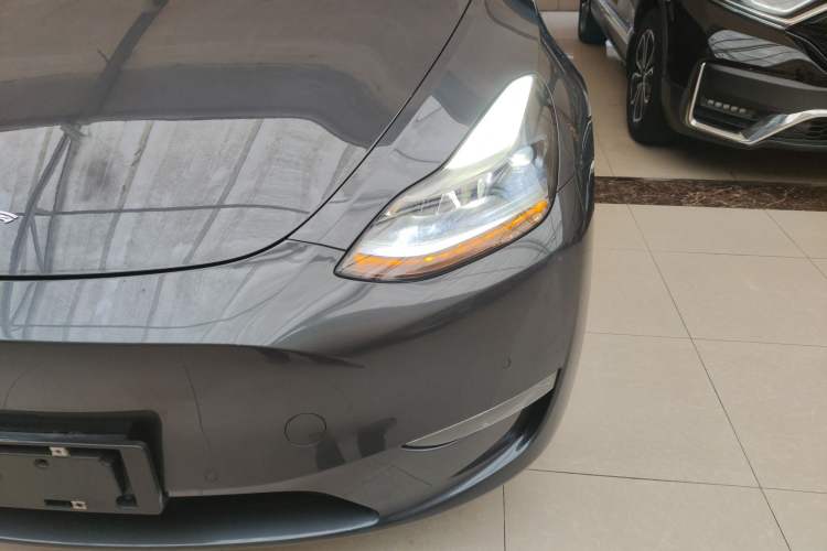 Used Tesla Model Y 2021 Long-Range All-Wheel-Drive Version