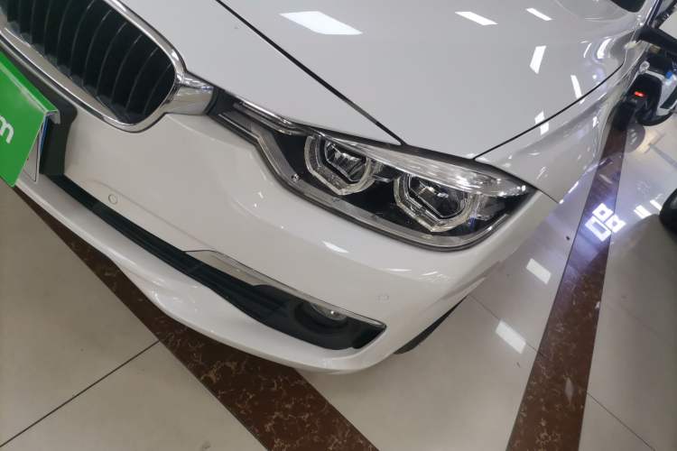Used BMW 3 Series 2017 320Li Fashion Model
