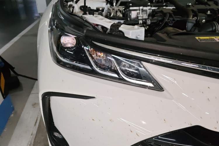 Used Toyota Corolla 2024 1.8L Smart Electric Hybrid Dual-Engine Elite Edition Right Front Headlight