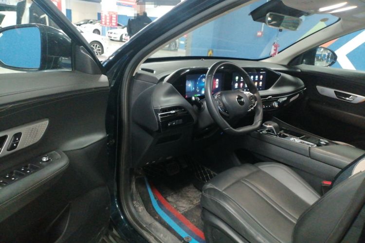 Used Dongfeng Aeolus Huge 2022 Mach Dual-Motor 1.5T MHD Dare-to-Dream Edition