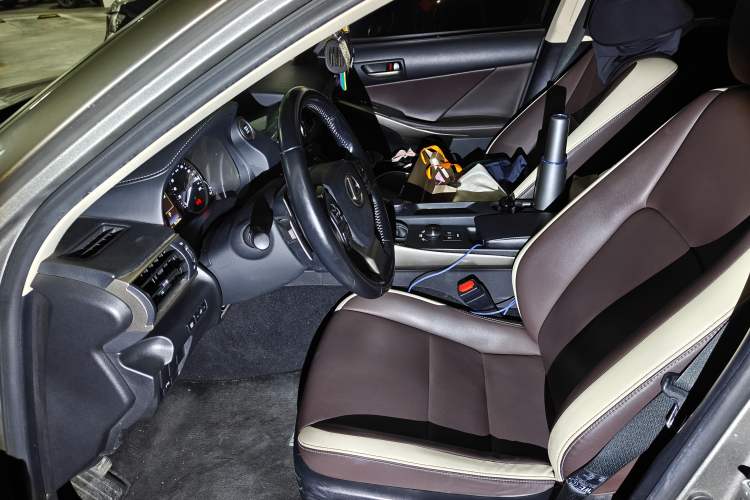 Used Lexus IS 2017 300 FENGSHANG Edition Left Front Seat