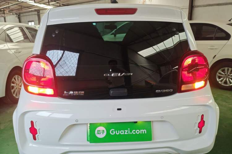 Used Roewe Clever 2022 311km QiQi BoBo Edition Rear