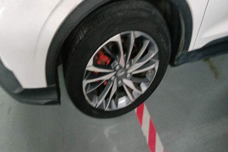 Used Geely Auto Coolray 2020 PRO 260T DCT Knight Left Front Wheel Hub