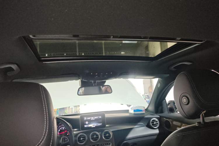 Used Mercedes-Benz GLC Coupe 2017 GLC 260 4MATIC Coupe SUV
