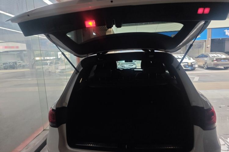 Used Mercedes-Benz GLC 2022 Second Facelift GLC 260 L 4MATIC Luxury Edition