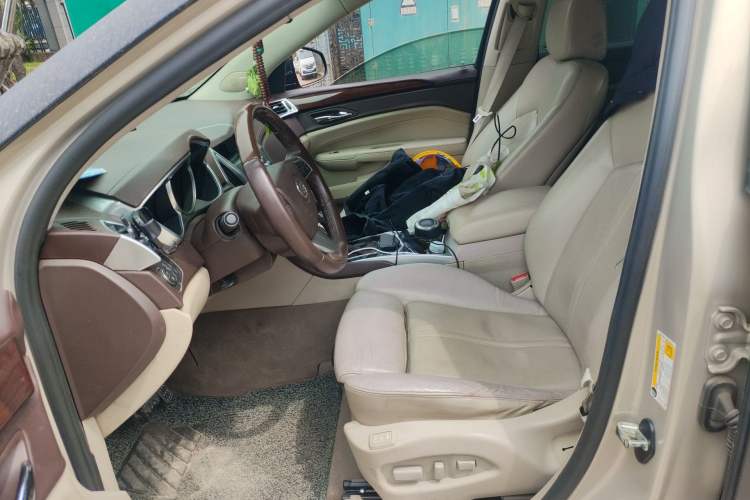 Used Cadillac SRX 2011 3.0L Luxury Model