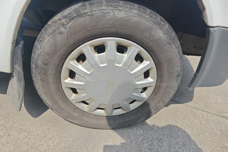 Used Ford Classic Transit 2015 2.8T Diesel Multi-Function Vehicle Short Wheelbase 6-Seater Mid-Roof Edition JX493ZLQ4