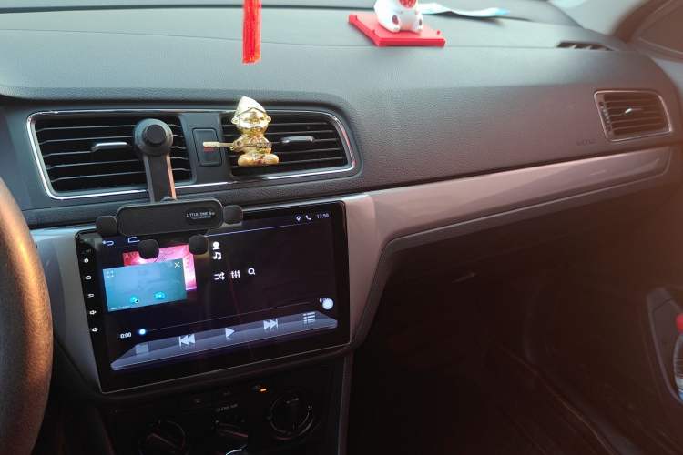 Used Volkswagen Lavida 2017 1.6L Automatic Fashion Edition
