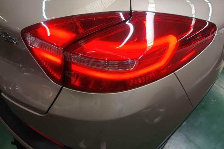 Used Geely Auto Emgrand GS 2016 Sport Edition 1.3T Automatic ZhenShang Model Exterior 3