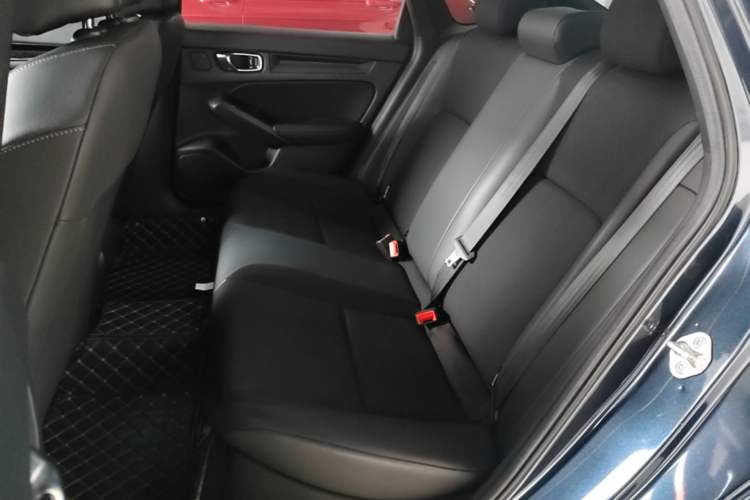 Used Honda Civic 2022 240TURBO CVT Dynamic Edition
