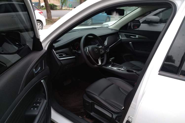 Used CHANGAN CS35PLUS 2019 1.4T DCT CoolLink Blue Whale Edition Left Front Seat