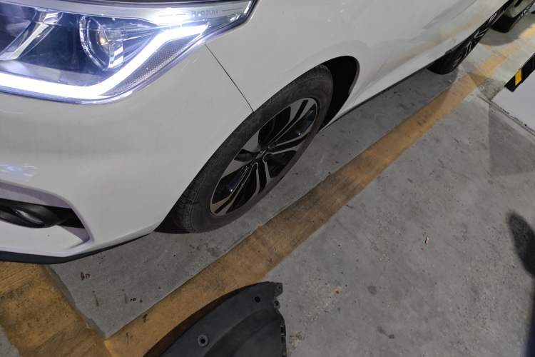 Used Baojun RC-6 2019 1.5T CVT 24-Hour Online Prestige Edition