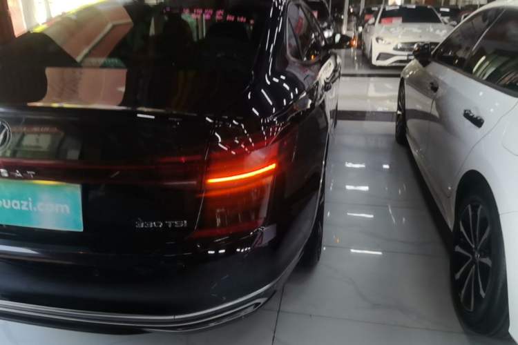 Used Volkswagen Passat 2023 Revised 330TSI Starry Elite Edition Exterior 3