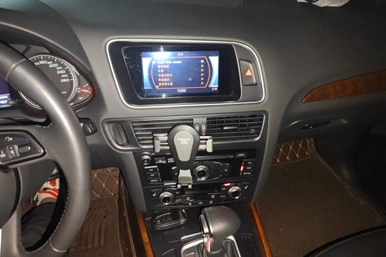 Used Audi Q5 2017 Plus 40 TFSI Technology Model
