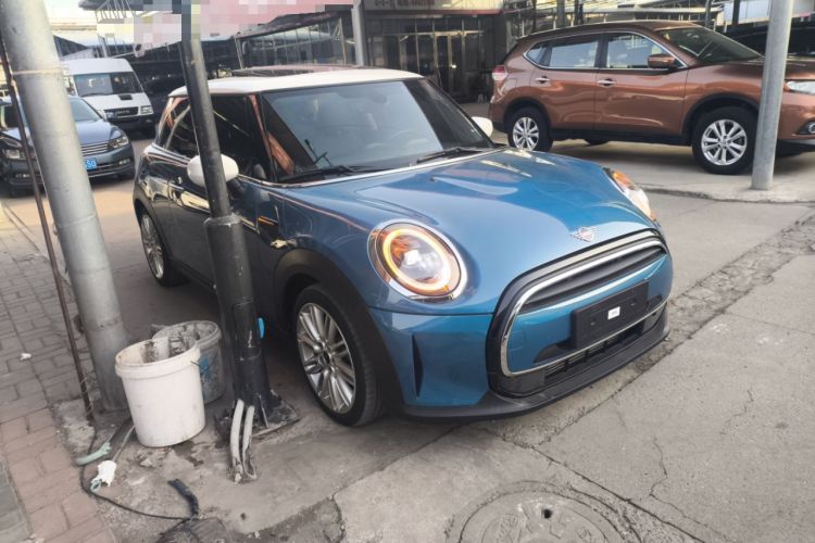 Used MINI MINI 2022 1.5T COOPER Classic Edition
