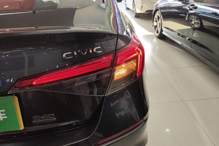 Used Honda Civic 2023 240TURBO CVT Dynamic Edition
