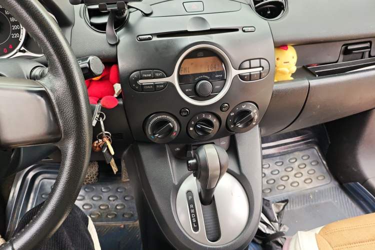 Used Mazda 2 2011 XuanDong 1.5L Automatic Value Edition