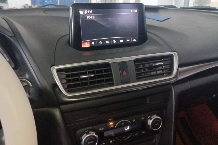 Used Mazda 3 Axela 2017 Sedan 2.0L Automatic Prestige Model China V Standard Audio And AC Panel