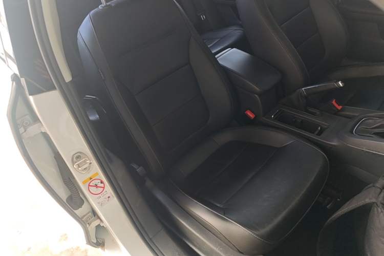 Used Volkswagen Sagitar 2015 1.6L Automatic Comfort Model