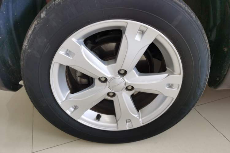 Used Haval H1 2017 Red-Label 1.5L AMT Luxury Model Left Front Wheel Hub