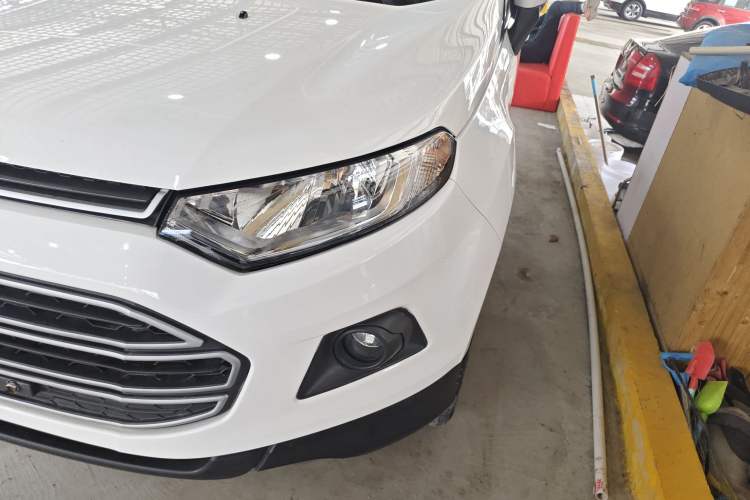 Used Ford EcoSport 2013 1.5L Automatic Fashion Model