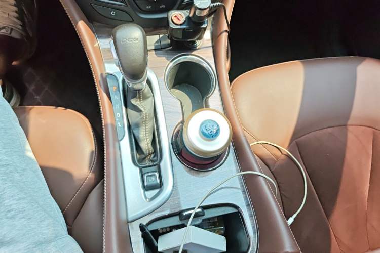 Used Buick Envision 2017 20T Two-Wheel Drive Luxury Model Gear Lever