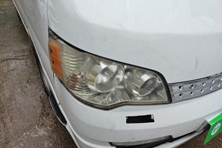 Used Jinbei Hiace 2014 2.0L Comfort Version V19