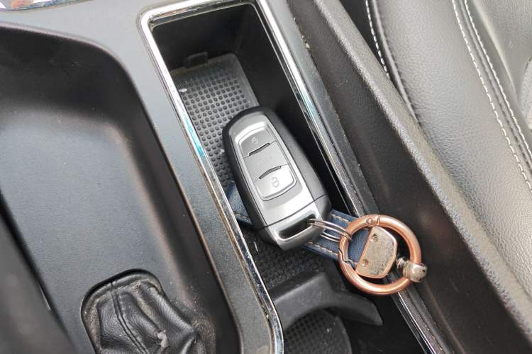 Used Geely Auto Emgrand 2016 Sedan 1.5L CVT Upward Version