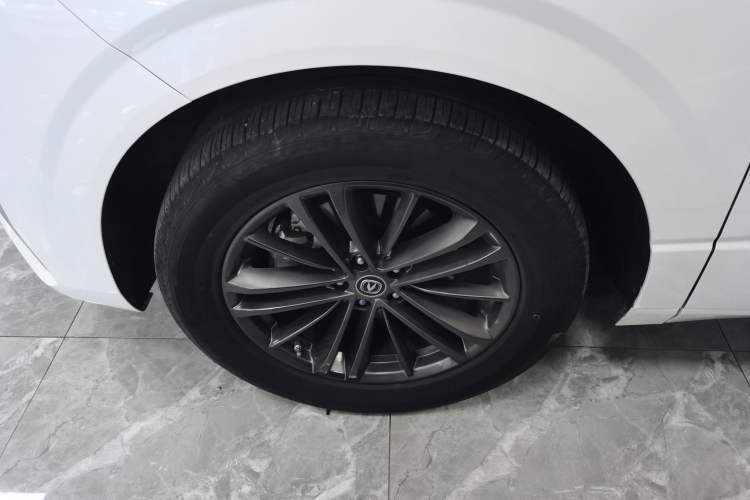Used CHANGAN UNI-K 2021 2.0T Luxury Version Left Front Wheel Hub