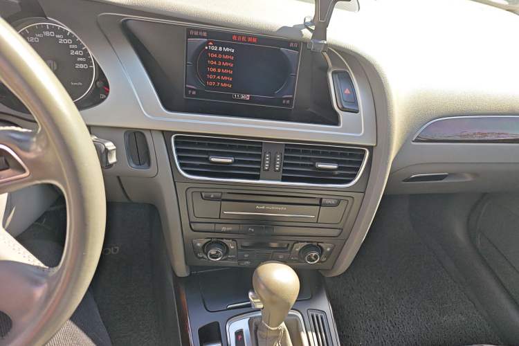 Used Audi A4L 2012 2.0 TFSI Automatic Technology Model
