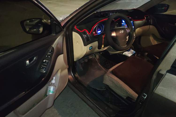 Used Hyundai Celesta 2015 1.6L Manual Comfort Model