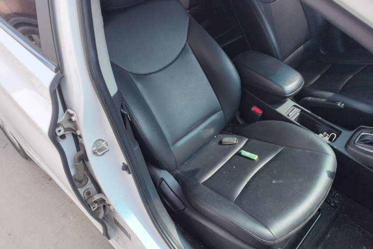 Used Hyundai Elantra (5th Generation / Langdong) 2016 1.6L Automatic Prestige Model
