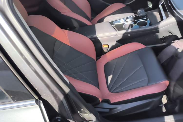 Used CHANGAN Eado 2022 PLUS Blue Whale NE 1.4T GDI DCT Prestige Edition Right Front Seat