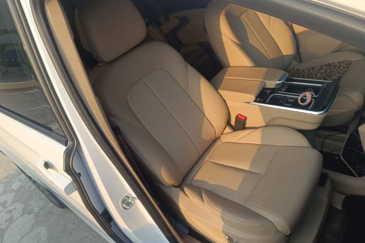 Used Buick GL8 New Energy 2025 Lu Shang Smart Enjoyment Edition 7-Seater Right Front Seat