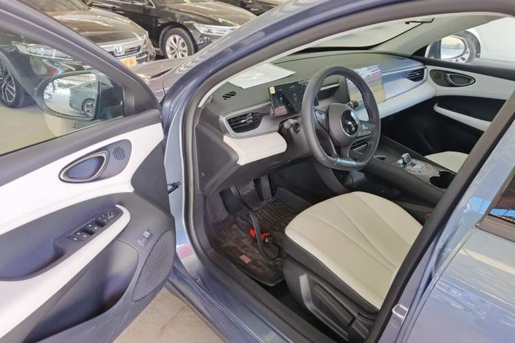 Used BYD Seal 05 DM-i 2025 DM-i Smart Drive 55KM Luxury Model Driver Seat