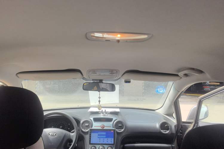 Used Kia Carens 2011 1.6L 5-Seater Automatic Comfort Edition Headliner