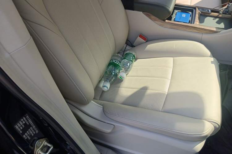 Used GAC Trumpchi M8 2018 320T Luxury Edition
