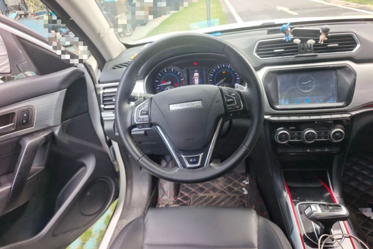 Used Haval H2 2018 Chuanxiang Edition Blue Badge 1.5T Dual-Clutch Two-Wheel Drive ZhiShang Model