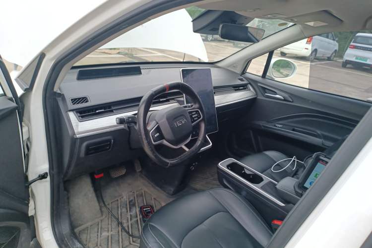 Used NETA V 2022 Chao 400 Center Console