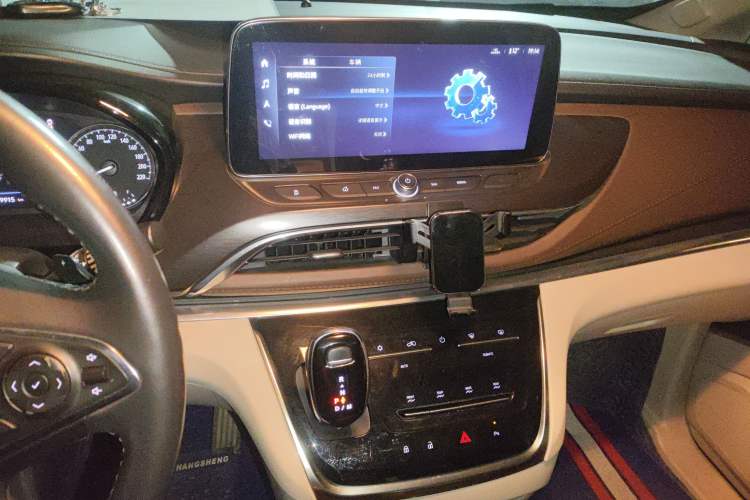 Used Buick GL8 2022 Land Business Class 652T Luxury Model