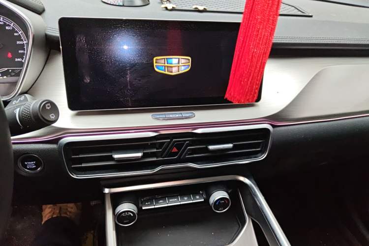 Used Geely Auto Coolray 2019 260T DCT Knight China V Standard