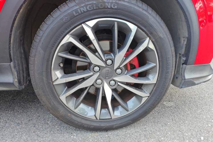 Used Geely Auto Coolray 2019 Sport Model 260T DCT Battle China V Standard
