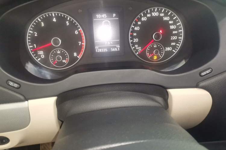 Used Volkswagen Sagitar 2014 Revised Version 1.4TSI Automatic Luxury Edition