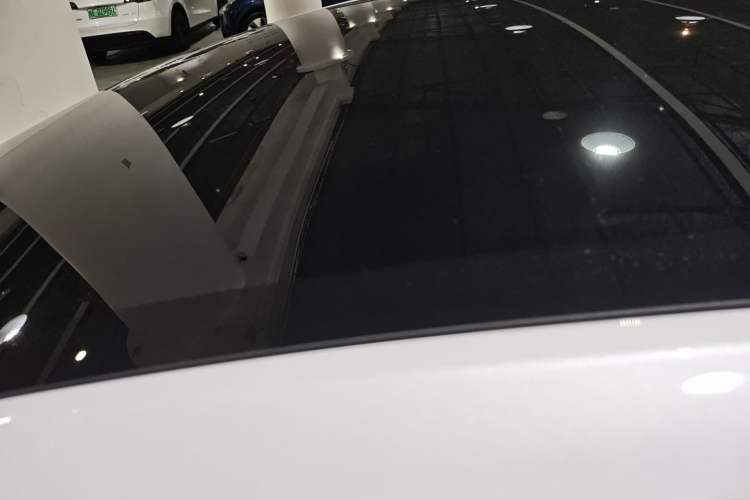 Used Tesla Model Y 2025 Long-Range All-Wheel-Drive Version