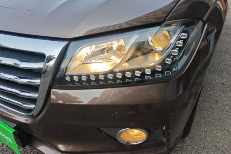 Used Haval H2 2016 Red-Label 1.5T Manual Two-Wheel Drive Luxury Model