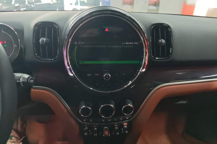 Used MINI Countryman 2021 2.0T COOPER S ALL4 Audio And AC Panel