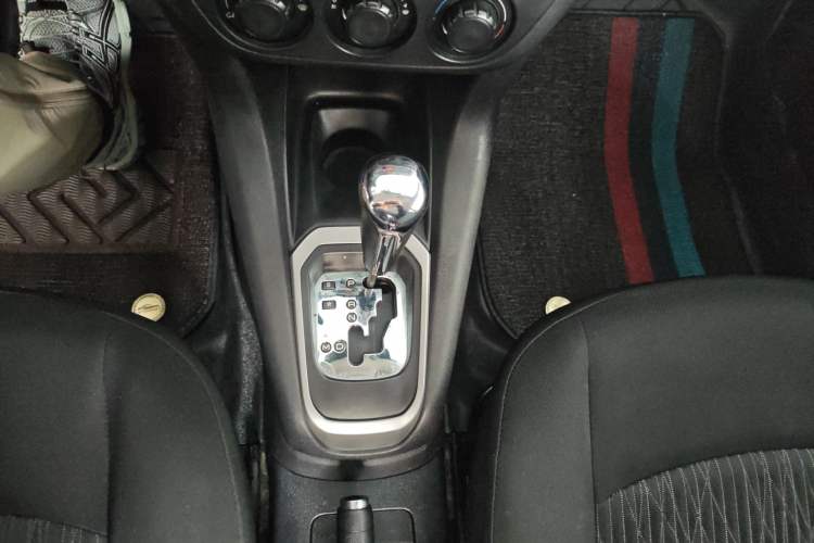 Used Citroen Elysee 2016 1.6L Automatic Fashion Model Gear Lever