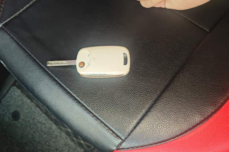 Used Baojun E100 2019 250KM Smart Drive Edition Vehicle Key