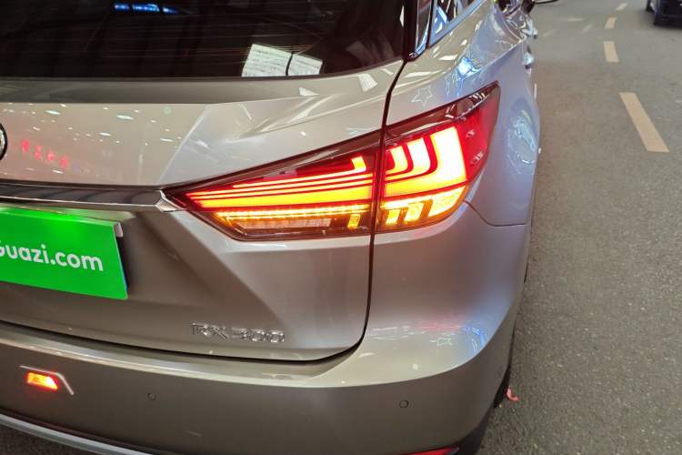 Used Lexus RX 2020 Revised Version 300 Two-Wheel Drive Elite Edition