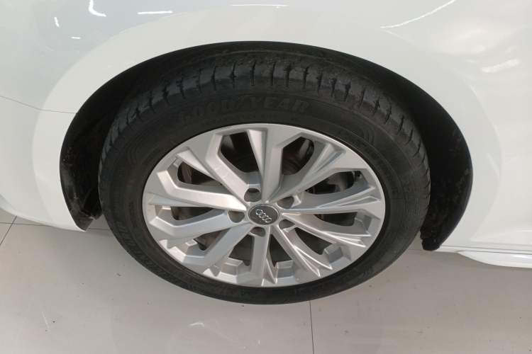 Used Audi A4L 2019 40 TFSI Ambition China VI